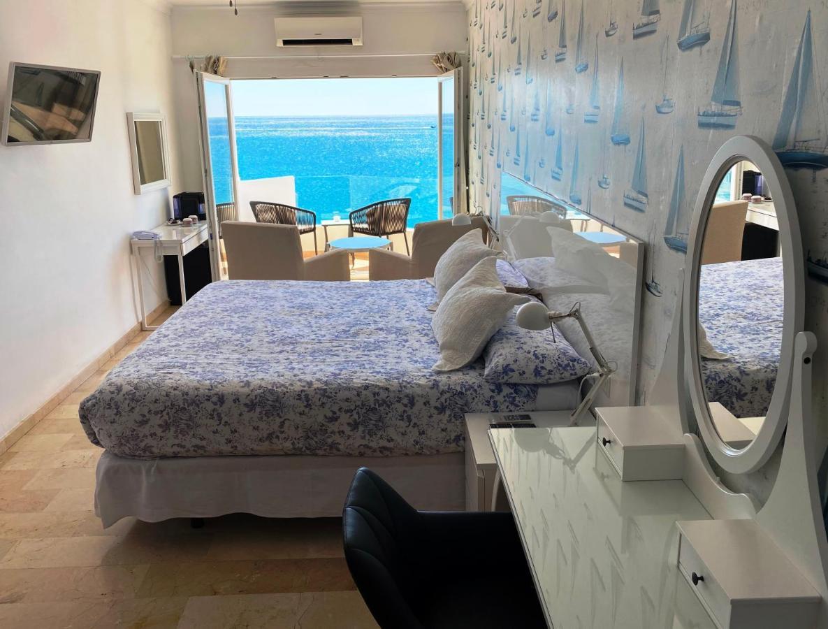 Hotel Boutique Milla De Plata Torreguadiaro Eksteriør billede